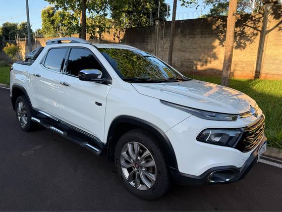 FIAT TORO 2.0 16V TURBO DIESEL RANCH 4WD AT9
